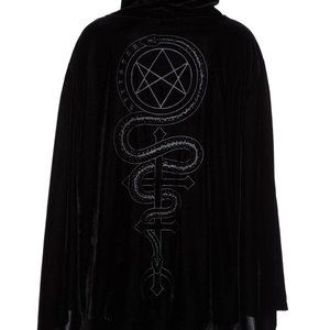 BNWT Killstar Eclipse The Sun Cloak M